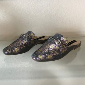 "NEW" STEVE MADDEN RILEE EMBROIDERY MULES